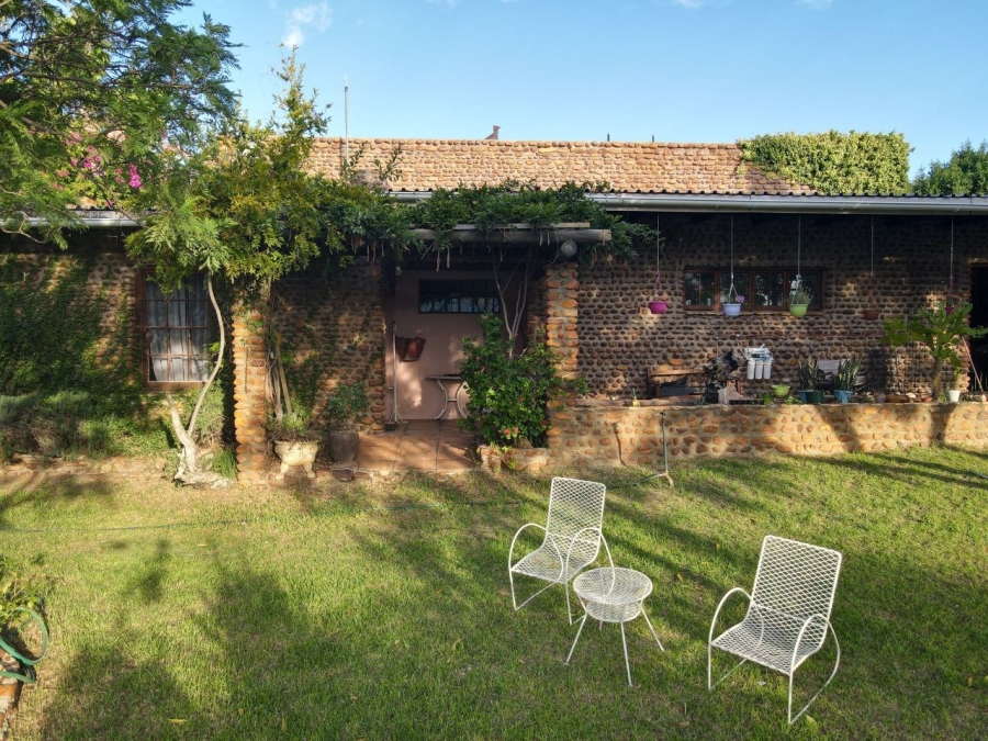 10 Bedroom Property for Sale in Joubertina Eastern Cape